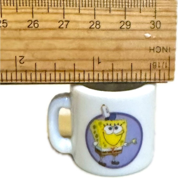 VTG 2002 TINY SPONGEBOB SQUAREPANTS CERAMIC MUG CUP MINI VIACOM COLLECTIBLE 1.25 - Picture 7 of 7